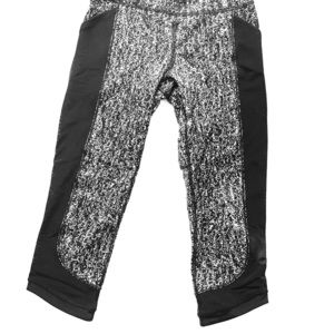 Lululemon cropped leggings